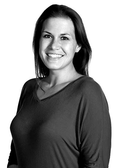 Staff-Vanessa-Pierce-2015-blackwhite