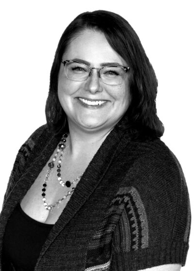 Lyndsey-Gusnowsky-Close-Low-res-blackwhite Lyndsey-Gusnowsky-Close-Low-res-blackwhite